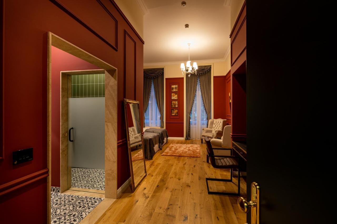 Boutique Hotel Cocosul de Aur Târgu-Mureş Extérieur photo