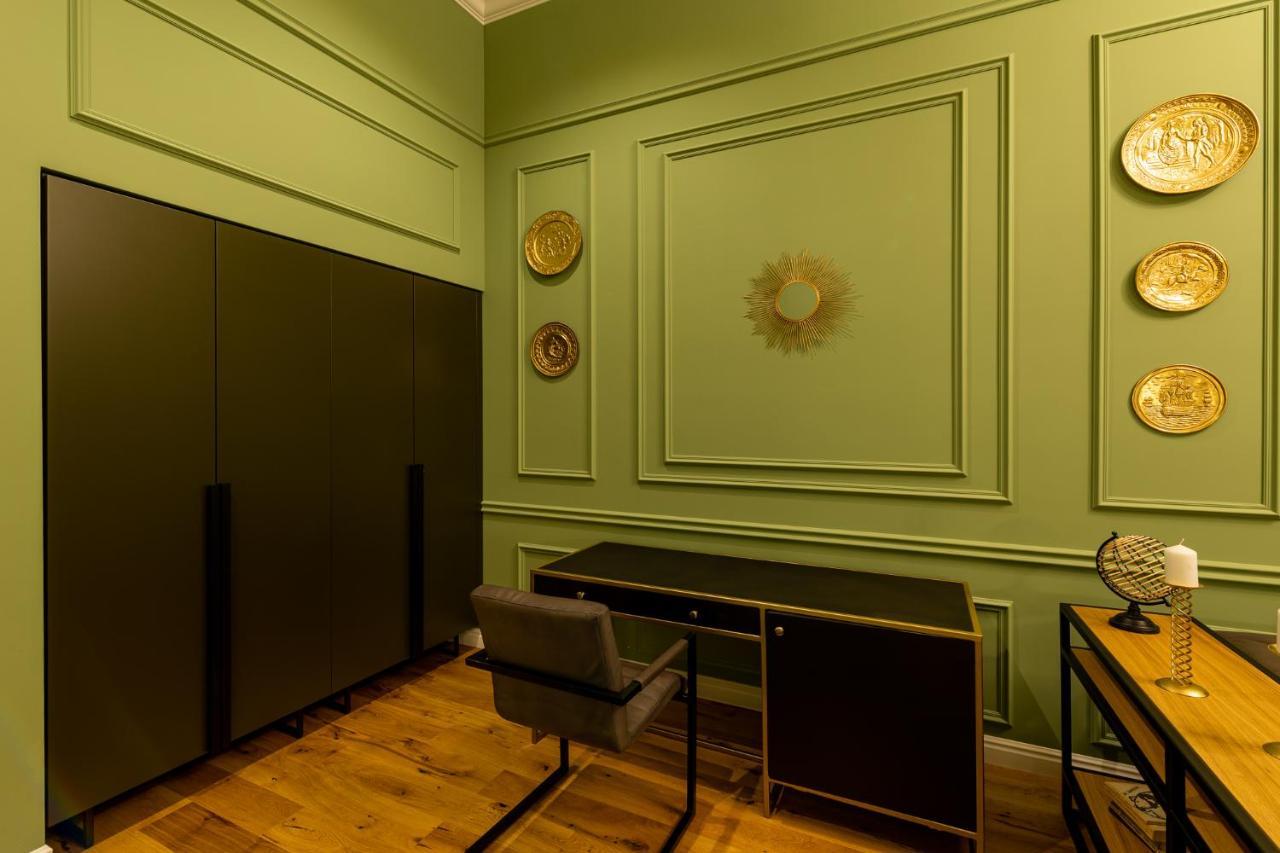Boutique Hotel Cocosul de Aur Târgu-Mureş Extérieur photo