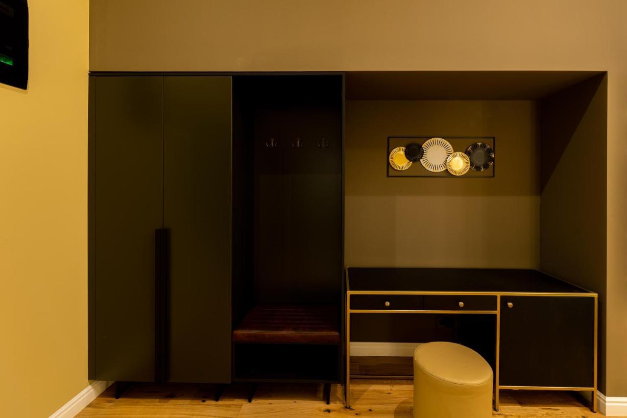 Boutique Hotel Cocosul de Aur Târgu-Mureş Extérieur photo