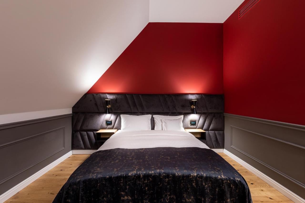 Boutique Hotel Cocosul de Aur Târgu-Mureş Extérieur photo