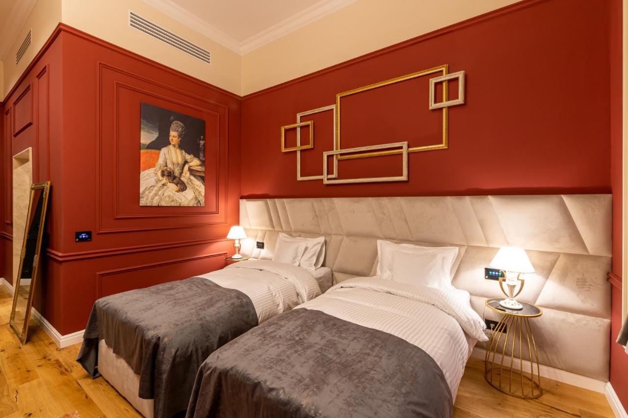 Boutique Hotel Cocosul de Aur Târgu-Mureş Extérieur photo