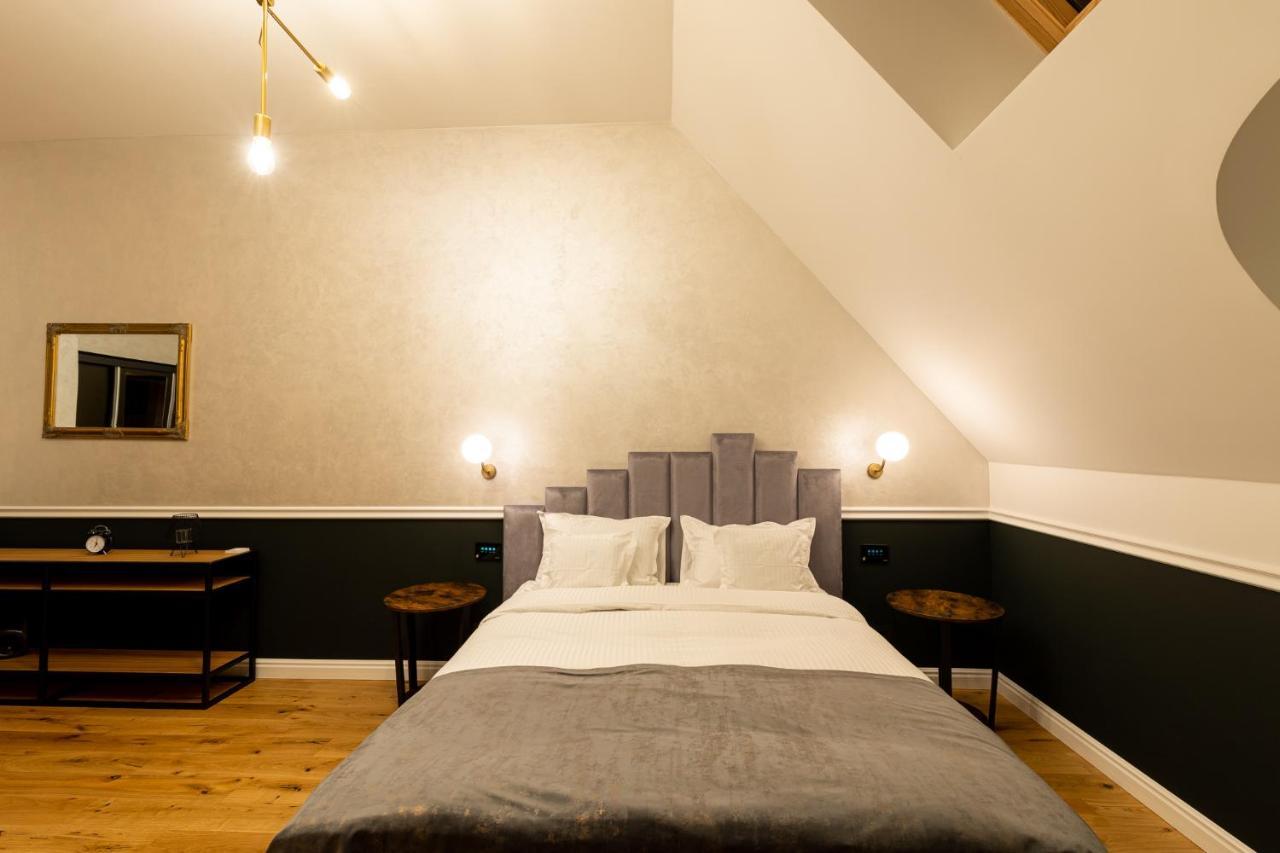 Boutique Hotel Cocosul de Aur Târgu-Mureş Extérieur photo