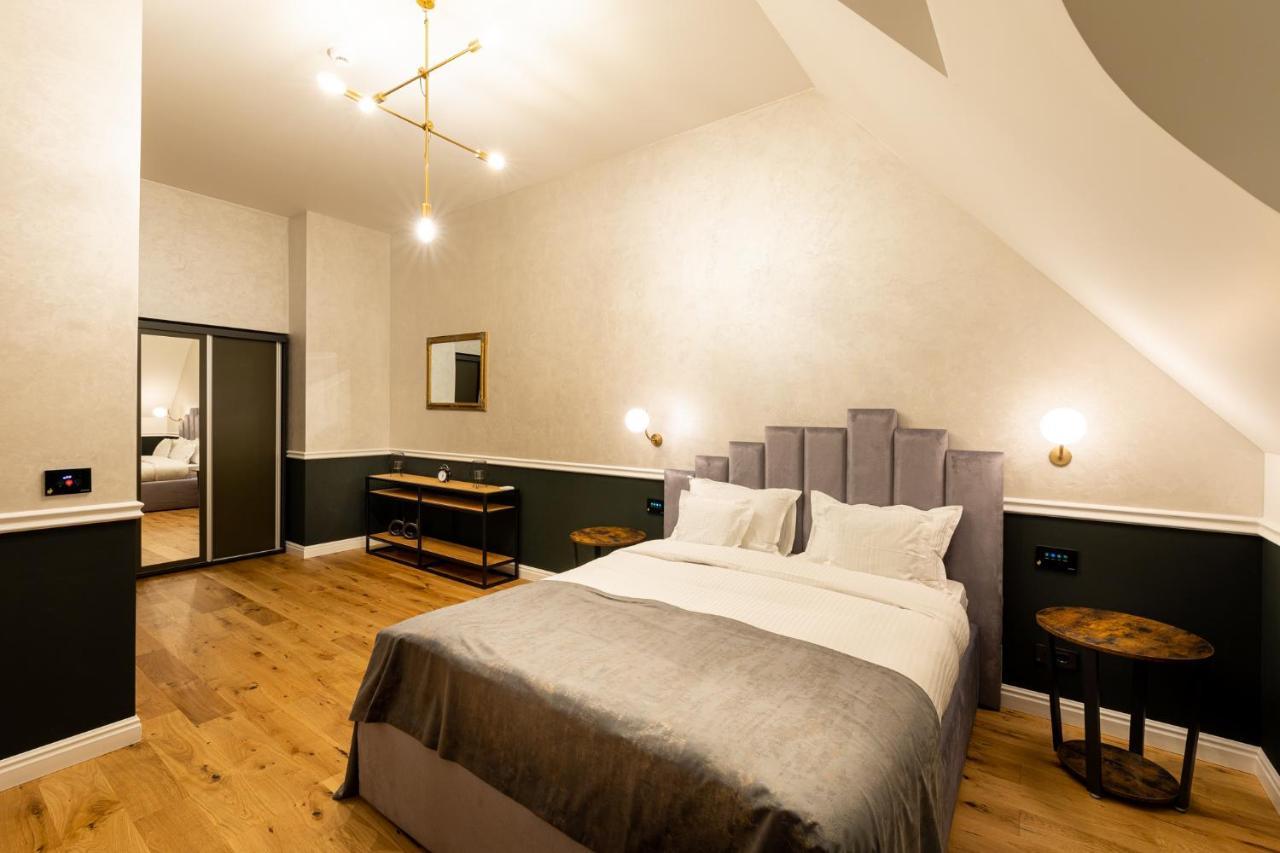 Boutique Hotel Cocosul de Aur Târgu-Mureş Extérieur photo