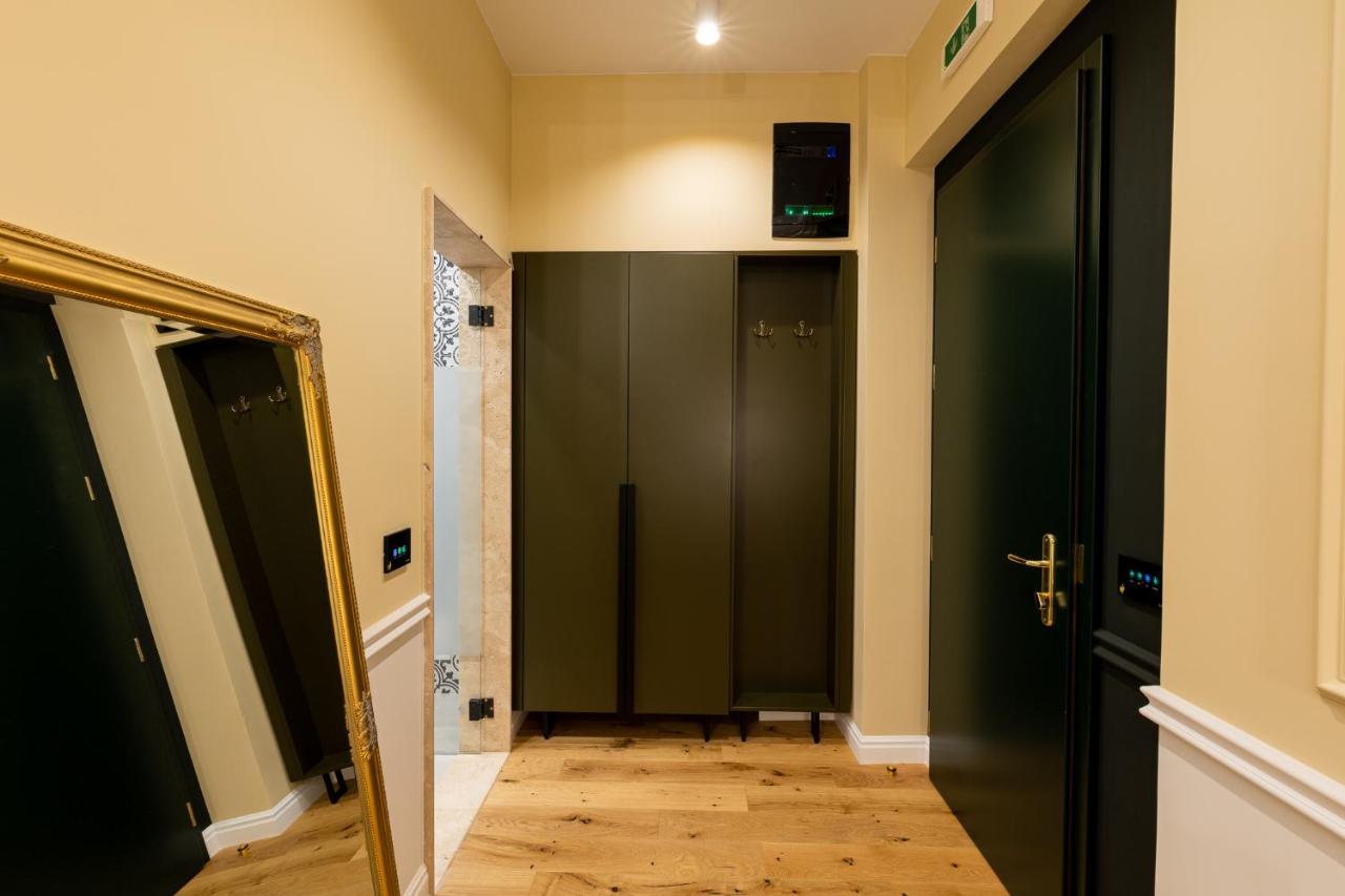 Boutique Hotel Cocosul de Aur Târgu-Mureş Extérieur photo