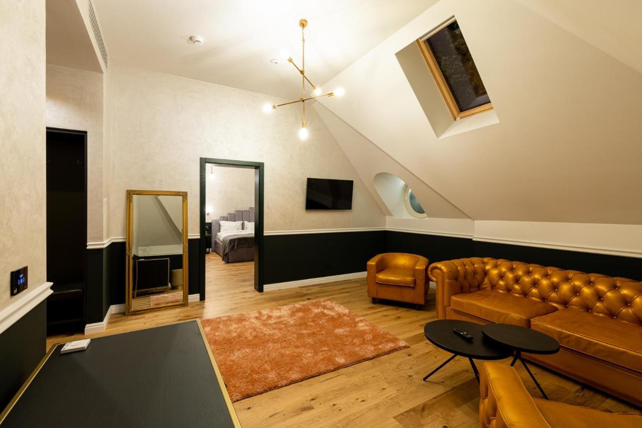 Boutique Hotel Cocosul de Aur Târgu-Mureş Extérieur photo